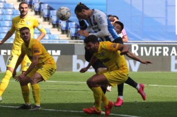 【西乙】武磊替补登场西班牙人3比0 下轮有望升级